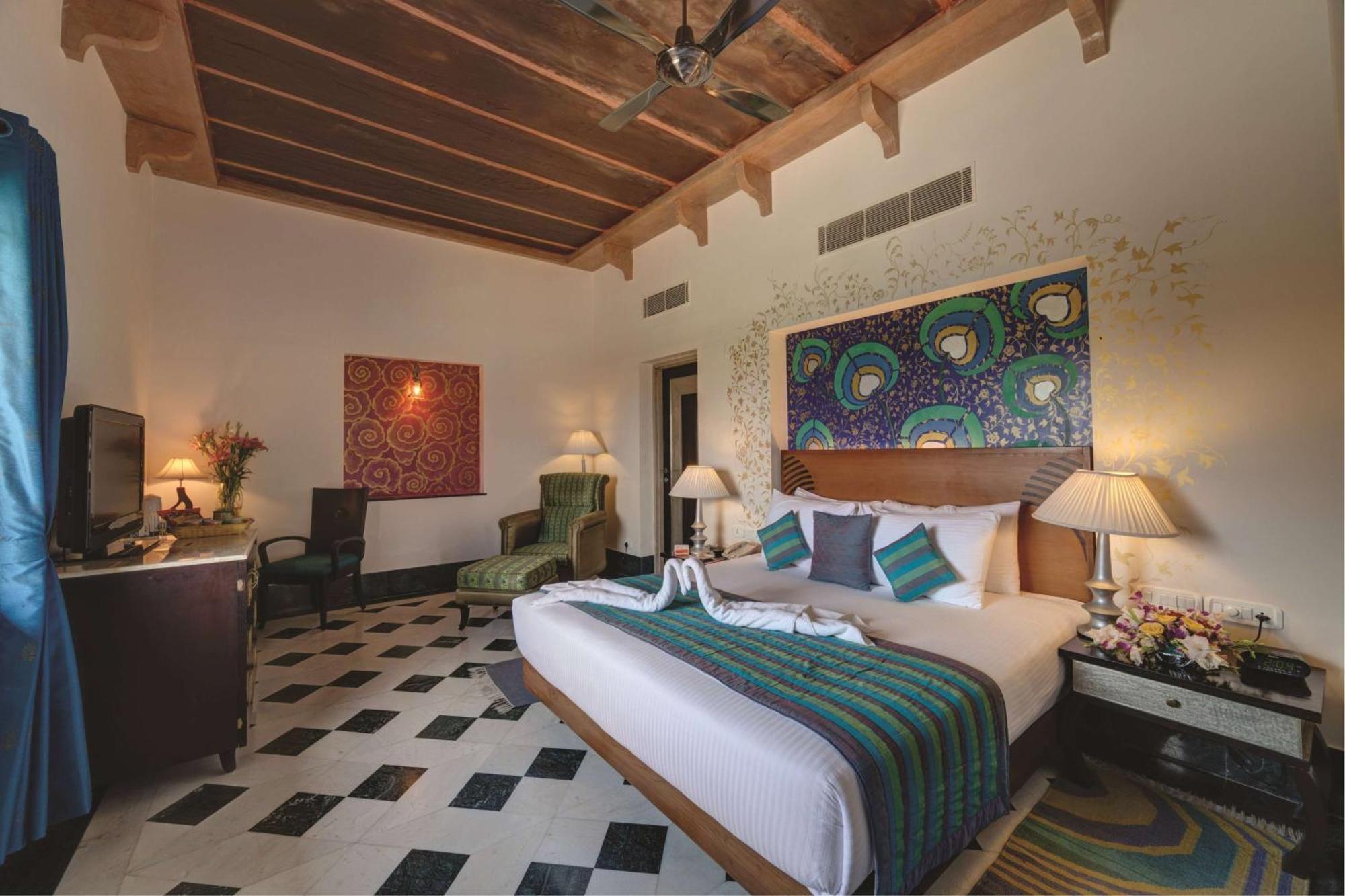 Ramada Udaipur Resort & Spa Екстериор снимка