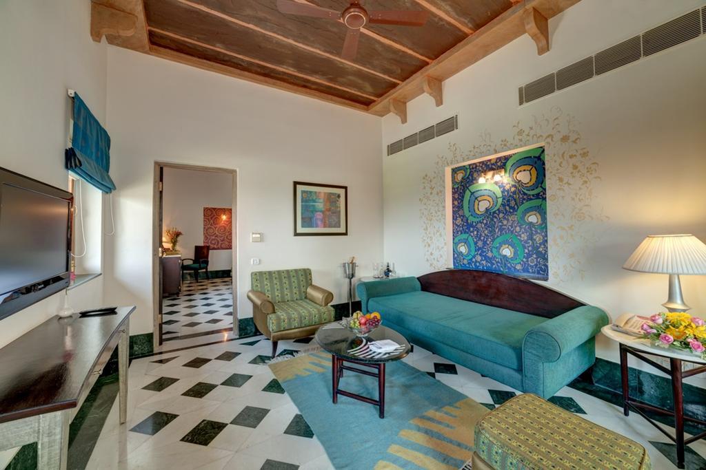 Ramada Udaipur Resort & Spa Екстериор снимка