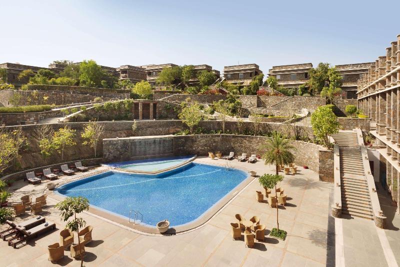 Ramada Udaipur Resort & Spa Екстериор снимка