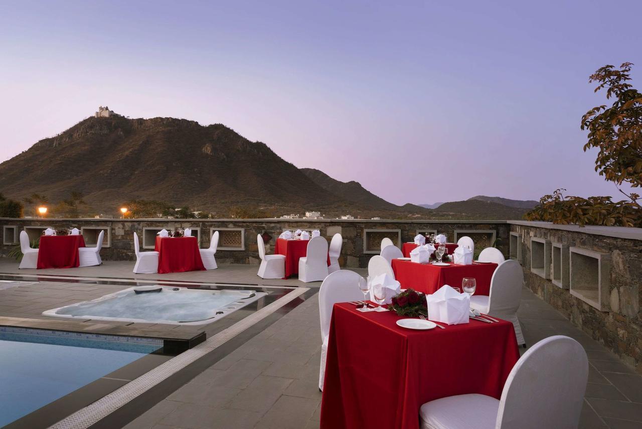Ramada Udaipur Resort & Spa Екстериор снимка