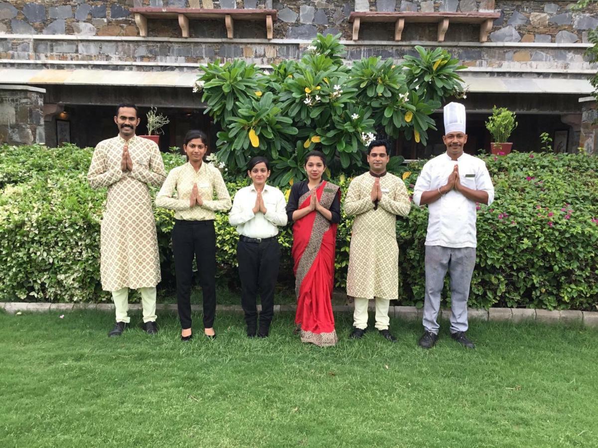 Ramada Udaipur Resort & Spa Екстериор снимка